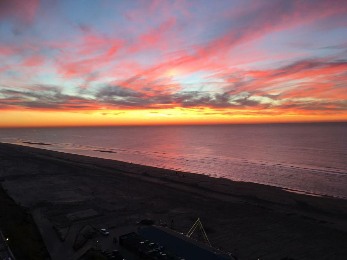 Sunset Boulevard Apartment Zandvoort Bagian luar foto